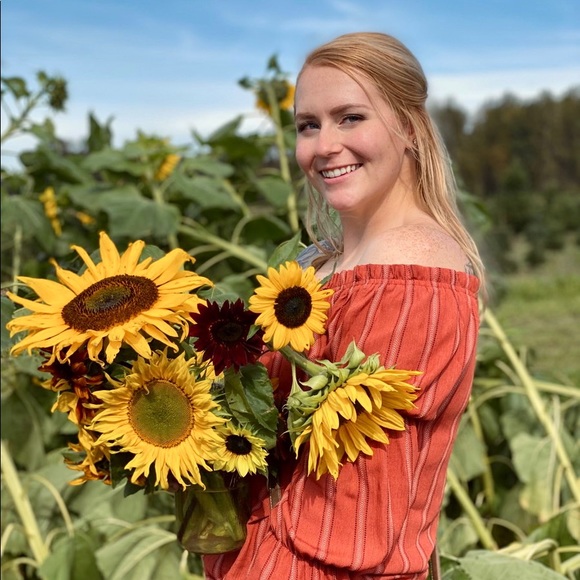 Meet your Posher, Sabrina - Picture 4 of 8